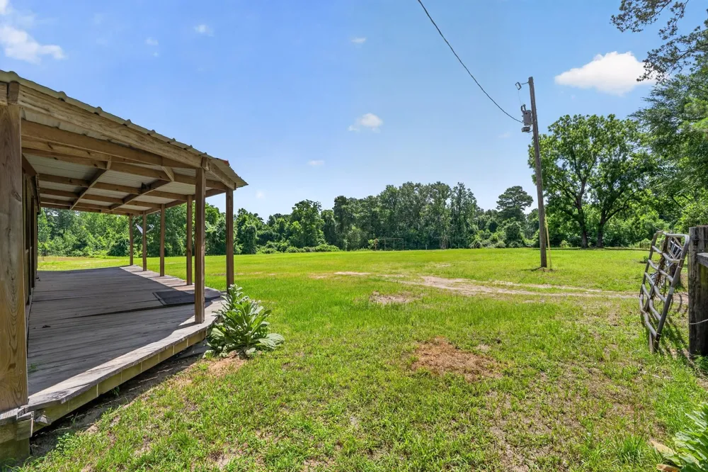 103 Perry Drive Coldspring, TX 77331