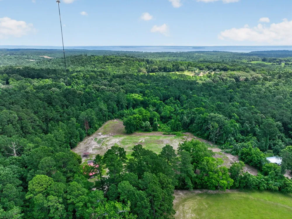 103 Perry Drive Coldspring, TX 77331