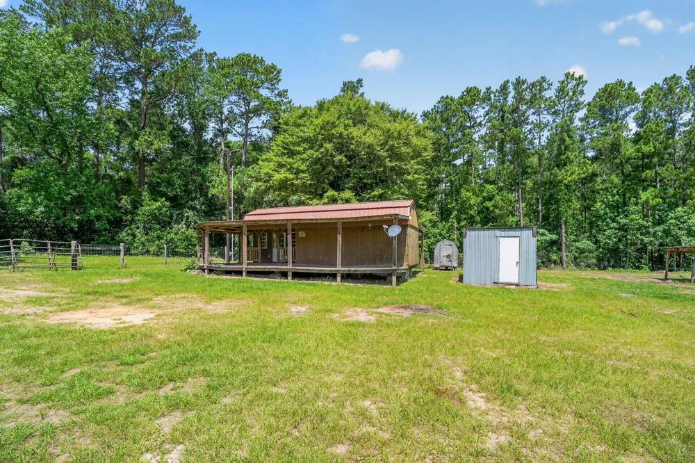103 Perry Drive Coldspring, TX 77331