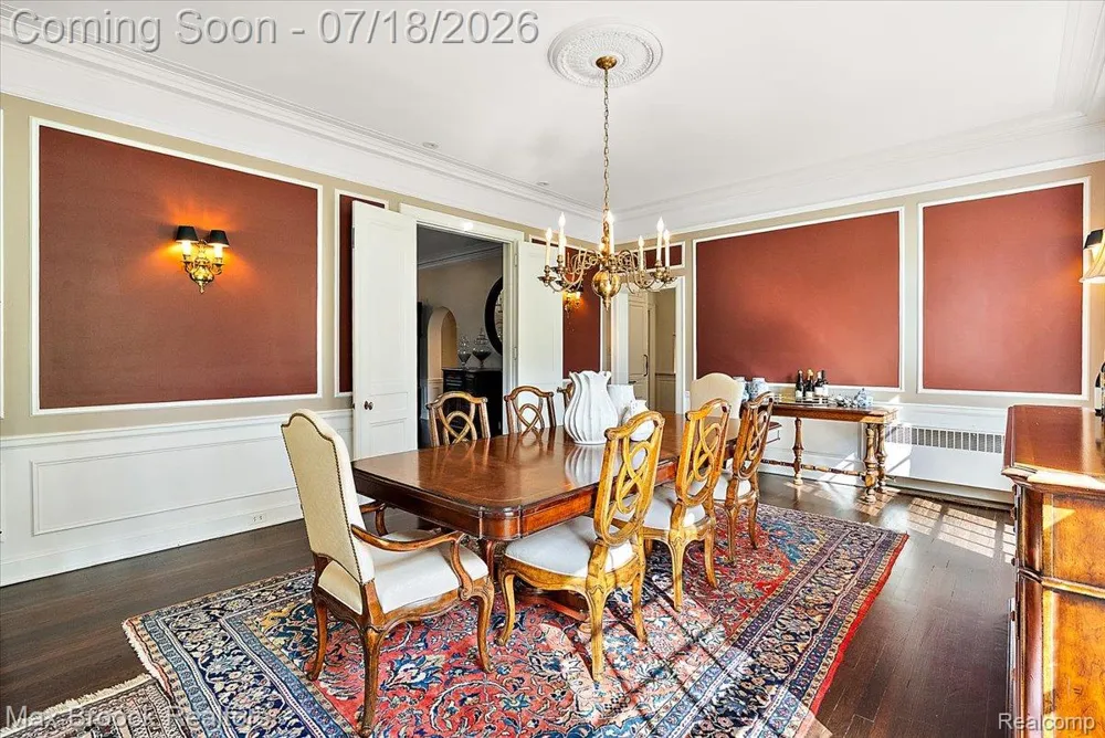 294 Lincoln Road Grosse Pointe City, MI 48230