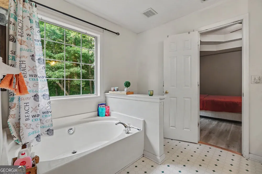 248 Laiken DR Jasper, GA 30143