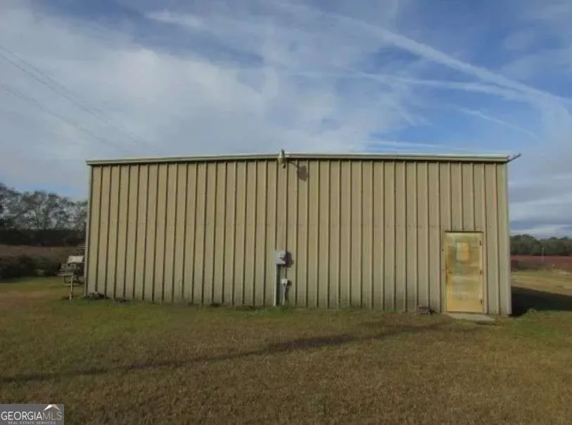 1019 D H Alderman RD Moultrie, GA 31788