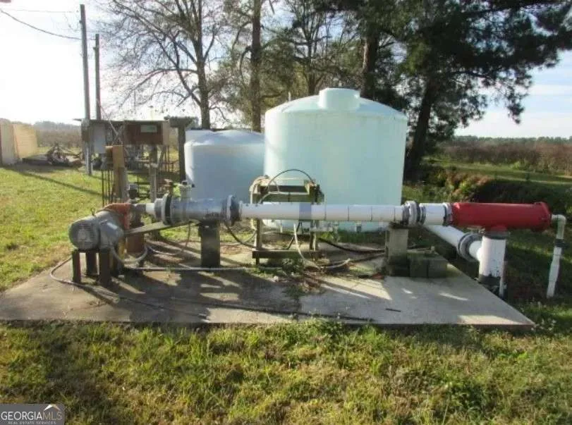 1019 D H Alderman RD Moultrie, GA 31788