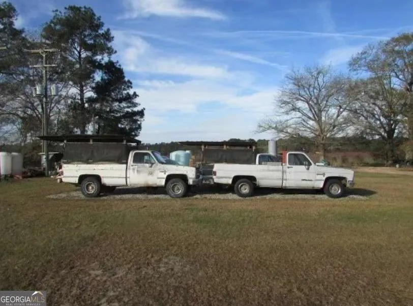 1019 D H Alderman RD Moultrie, GA 31788