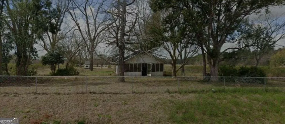 1019 D H Alderman RD Moultrie, GA 31788