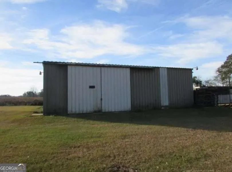 1019 D H Alderman RD Moultrie, GA 31788