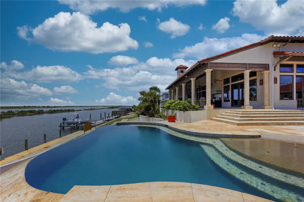 755 S Bay Street Aransas Pass, TX 78336