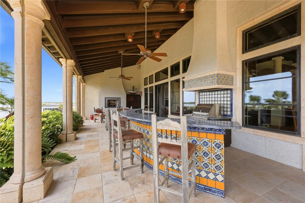 755 S Bay Street Aransas Pass, TX 78336