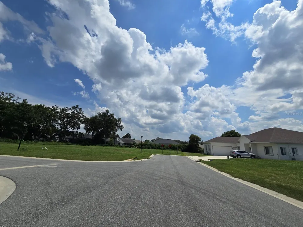 605 ARIA DR. Lakeland, FL 33813