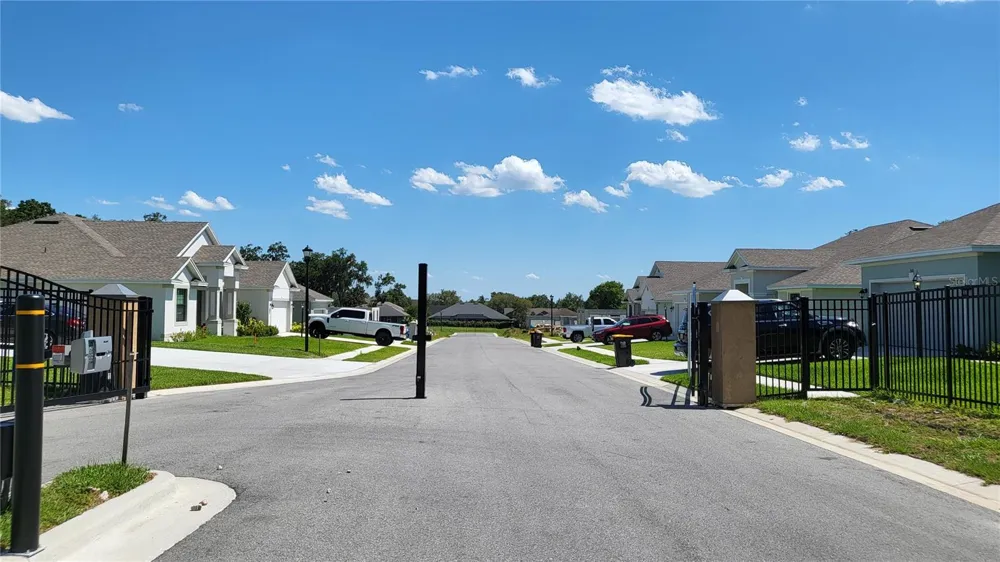 605 ARIA DR. Lakeland, FL 33813