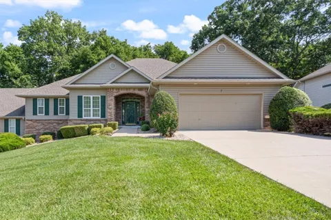 7 Highland Parkway