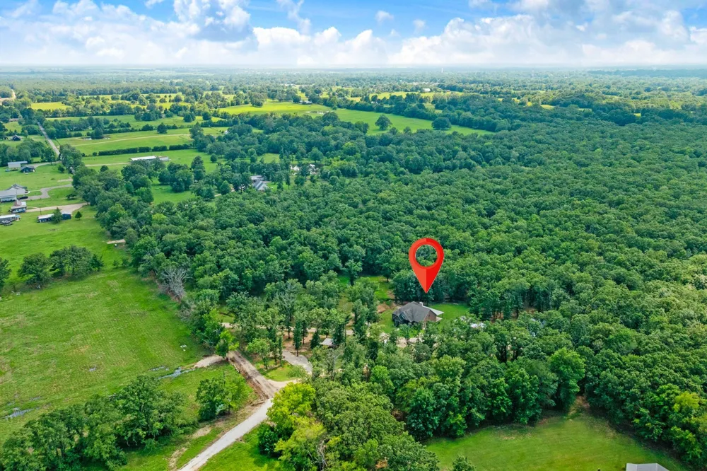 821 County Road 43830 Paris, TX 75462