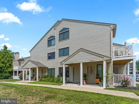 1203 ROBERTS WAY