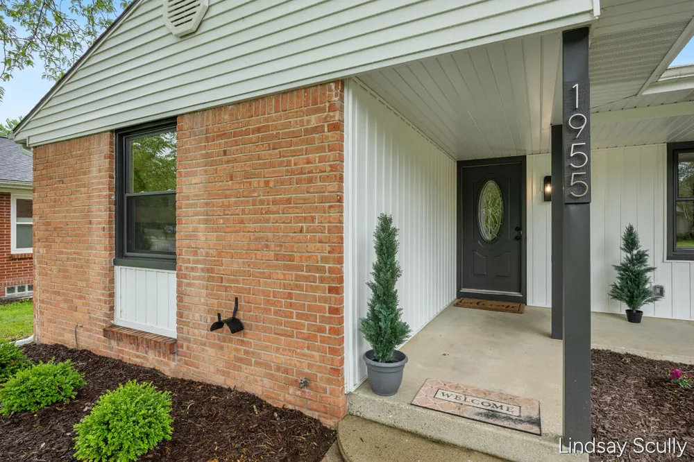 1955 Millbank Street SE Grand Rapids, MI 49508