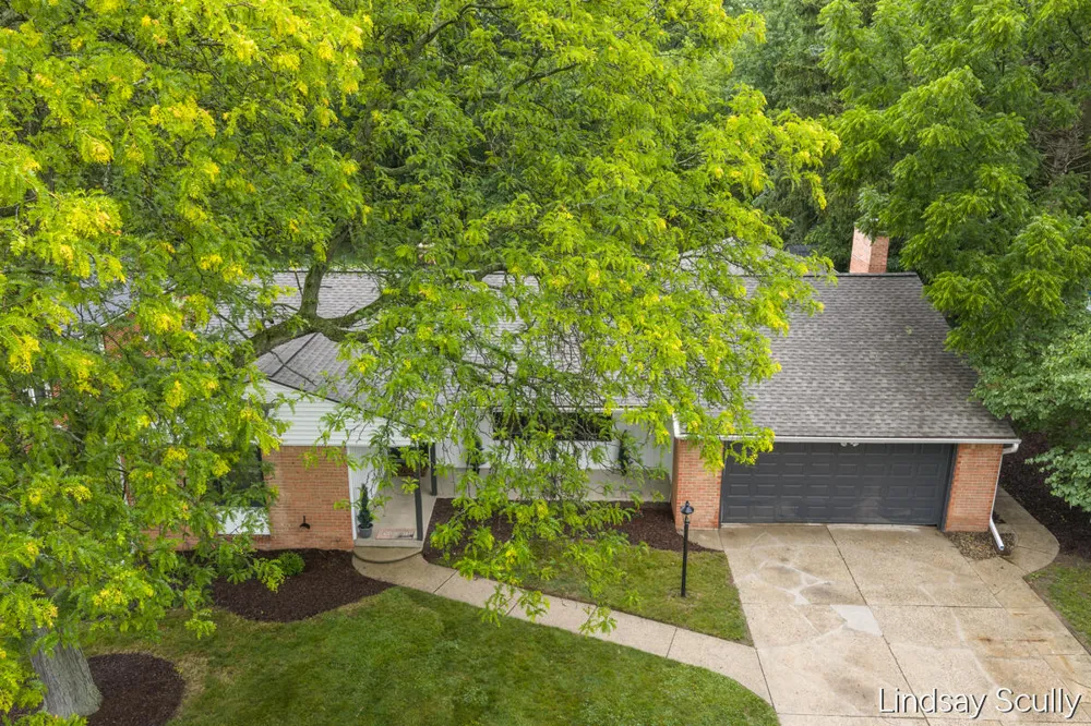 1955 Millbank Street SE Grand Rapids, MI 49508