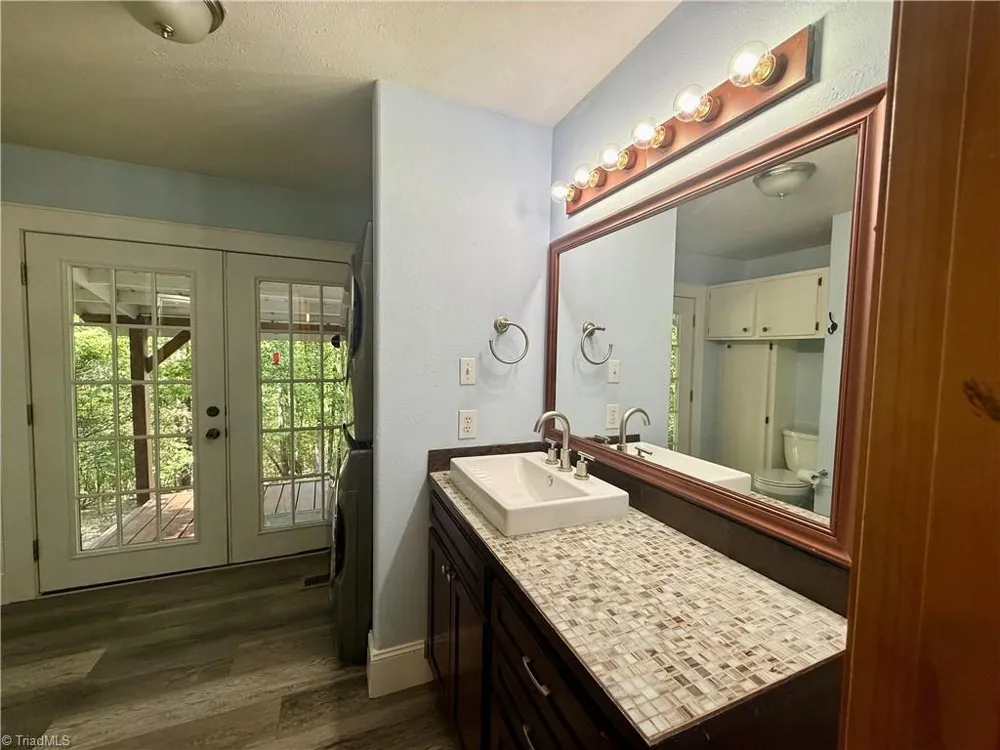 900 Smokey Mtn Trail North Wilkesboro, NC 28659