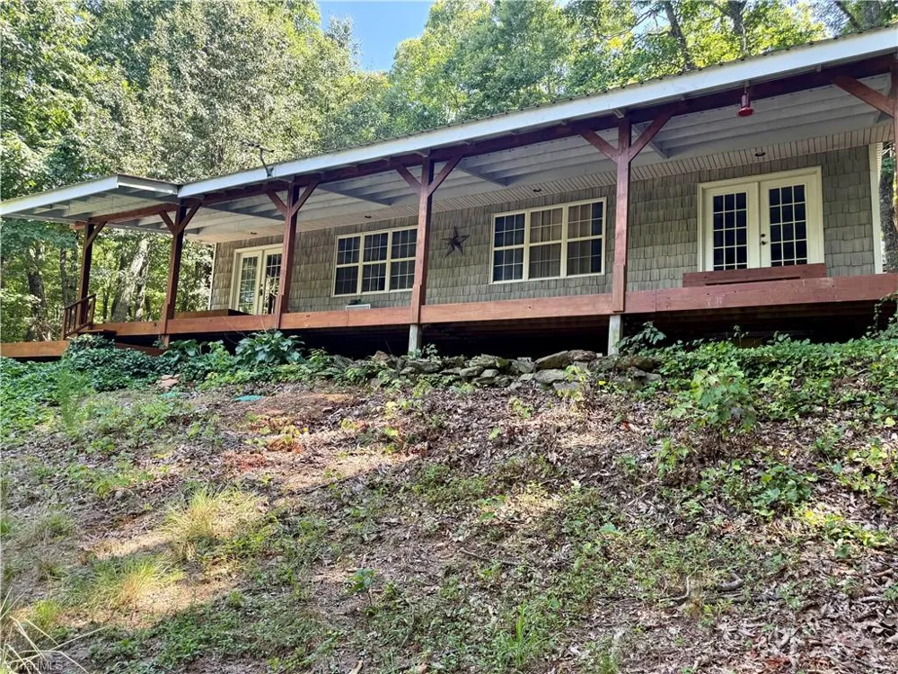 900 Smokey Mtn Trail North Wilkesboro, NC 28659