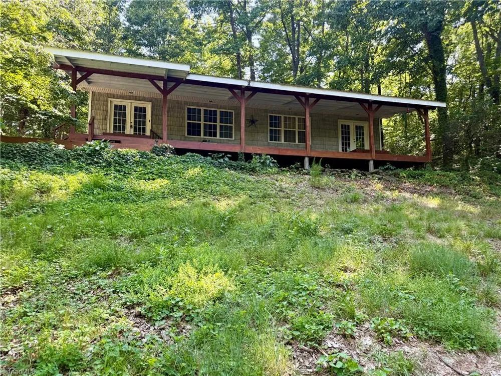 900 Smokey Mtn Trail North Wilkesboro, NC 28659