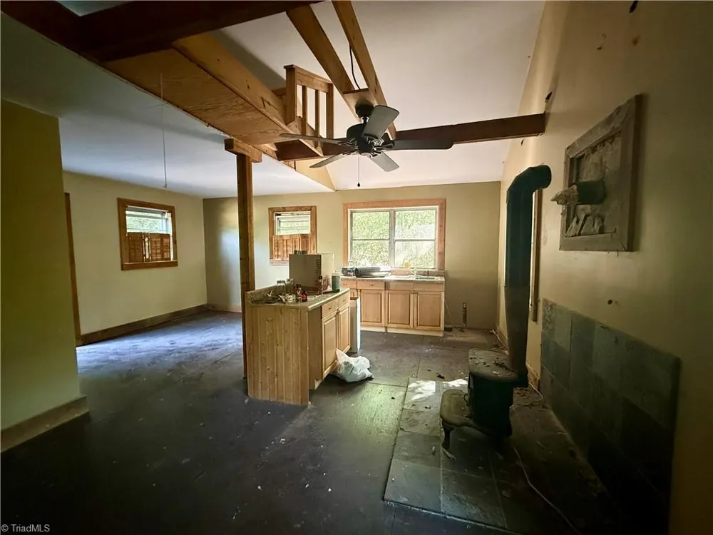 900 Smokey Mtn Trail North Wilkesboro, NC 28659