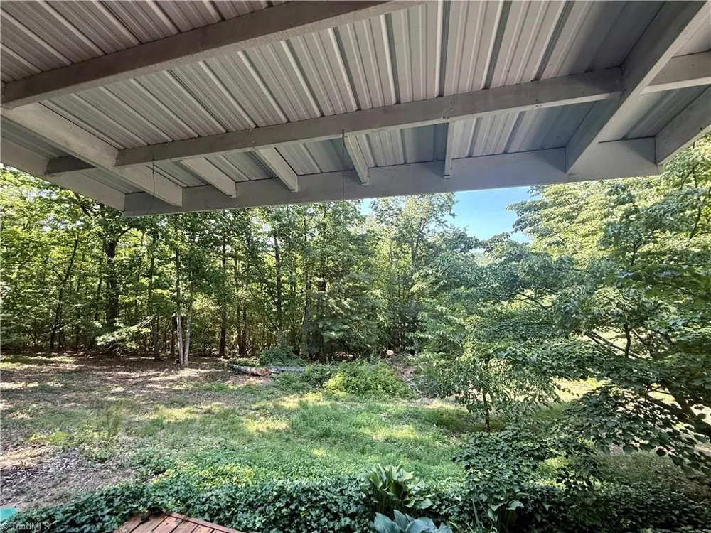 900 Smokey Mtn Trail North Wilkesboro, NC 28659