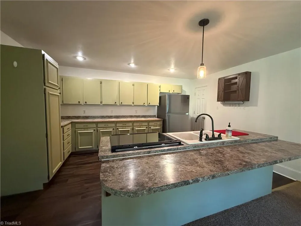 900 Smokey Mtn Trail North Wilkesboro, NC 28659
