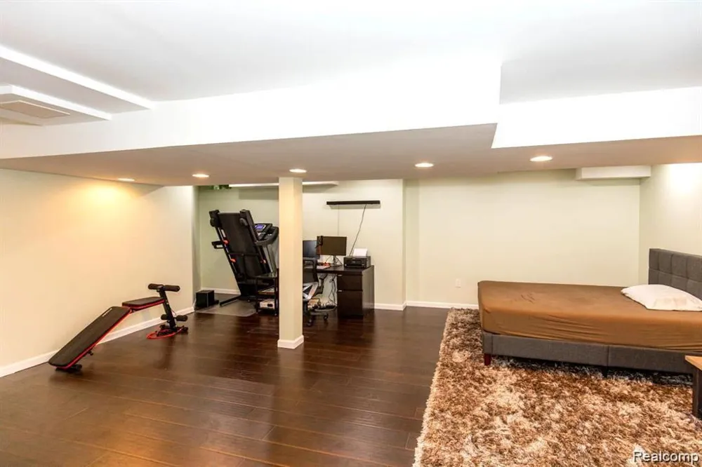 41578 Mitchell Road Novi City, MI 48377
