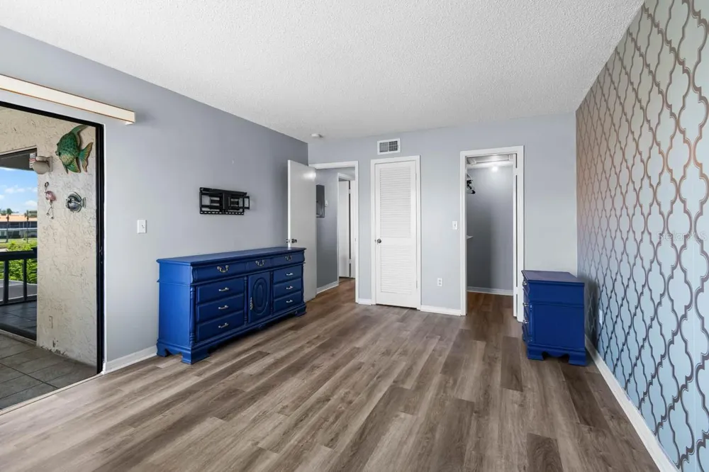 609 LIVELY DRIVE #B Sun City Center, FL 33573