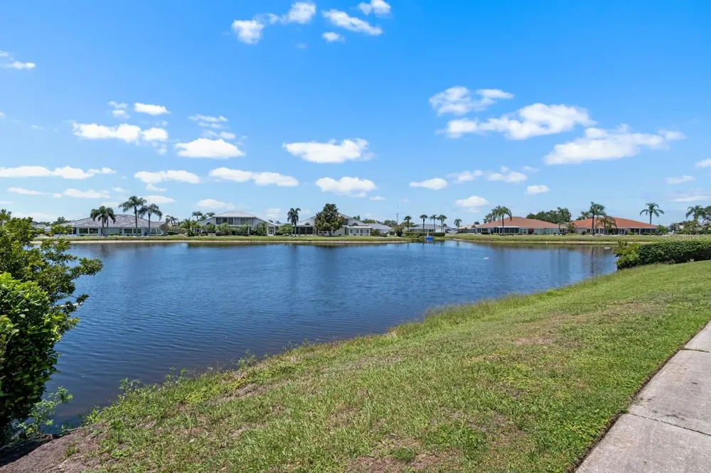 609 LIVELY DRIVE #B Sun City Center, FL 33573