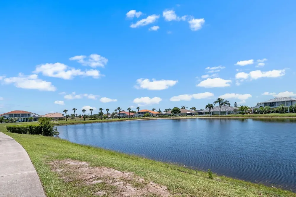 609 LIVELY DRIVE #B Sun City Center, FL 33573
