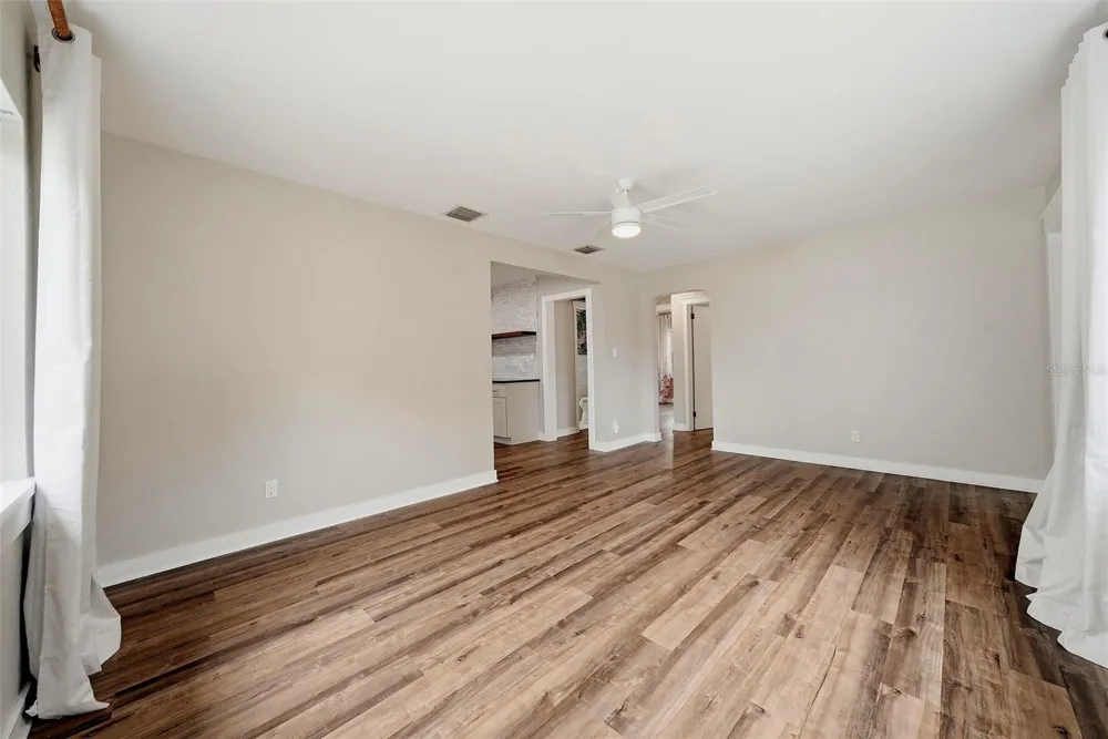 4730 BURLINGTON AVENUE St Petersburg, FL 33713
