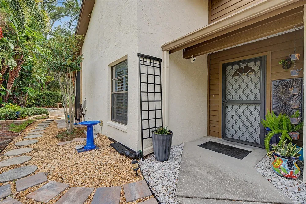 207 LIGHTHOUSE COURT Safety Harbor, FL 34695