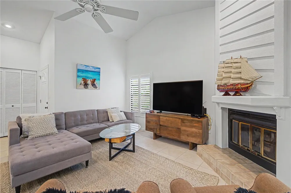 207 LIGHTHOUSE COURT Safety Harbor, FL 34695