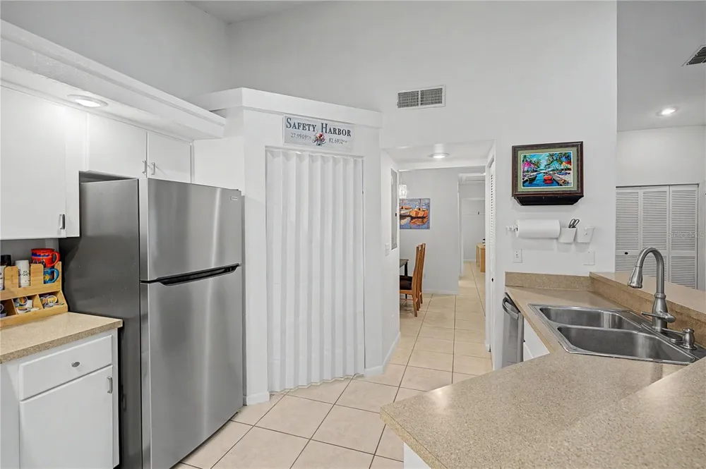207 LIGHTHOUSE COURT Safety Harbor, FL 34695