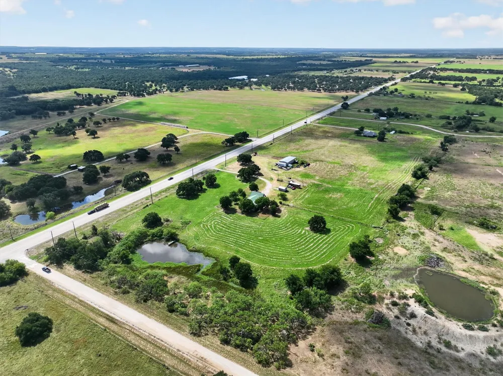 13143 HWY 281 Perrin, TX 76486