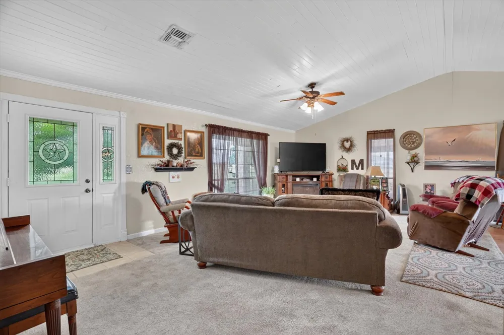 13143 HWY 281 Perrin, TX 76486