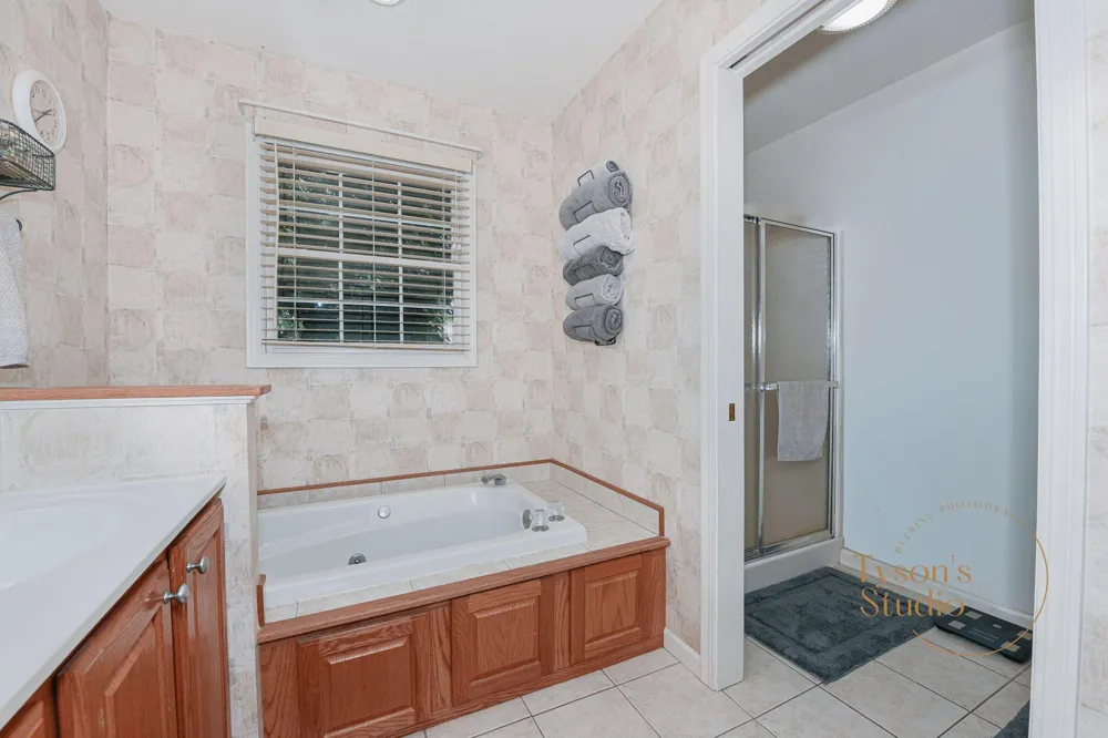 275 Jacaranda Drive Battle Creek, MI 49015