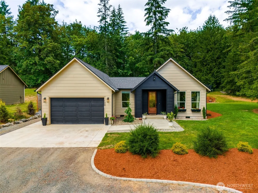 108 Lily Lane Castle Rock, WA 98611