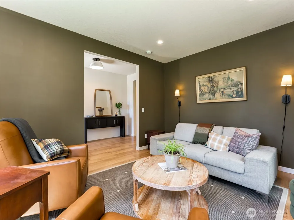 108 Lily Lane Castle Rock, WA 98611