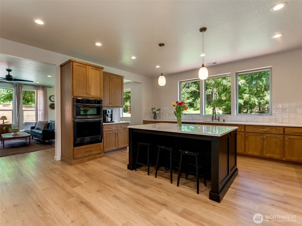 108 Lily Lane Castle Rock, WA 98611