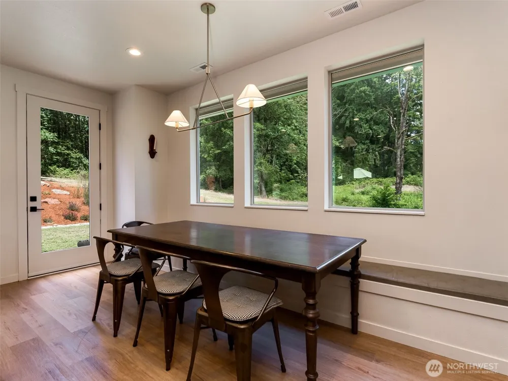 108 Lily Lane Castle Rock, WA 98611