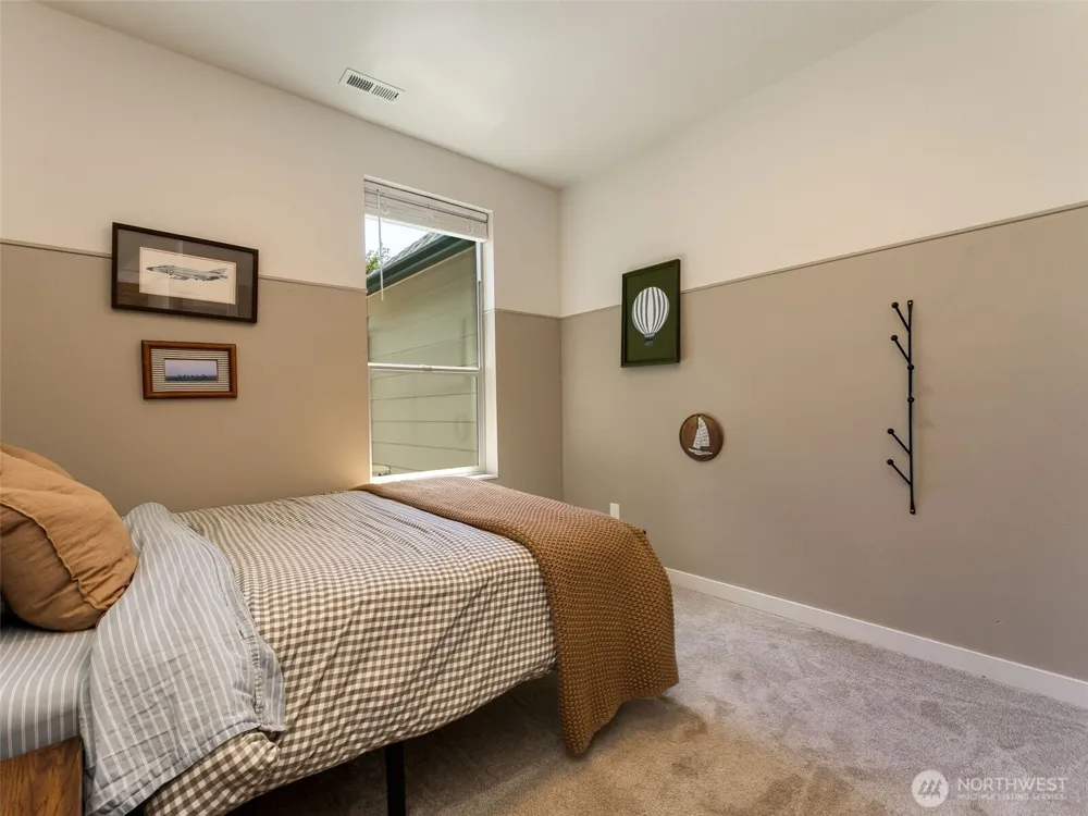 108 Lily Lane Castle Rock, WA 98611