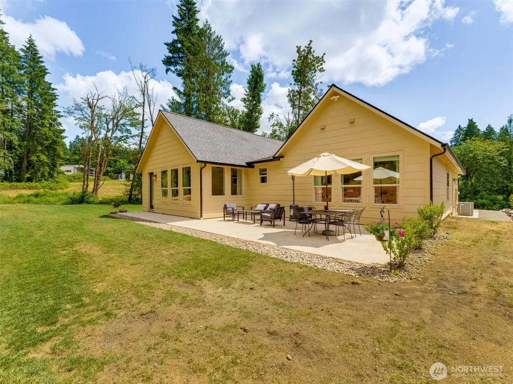 108 Lily Lane Castle Rock, WA 98611