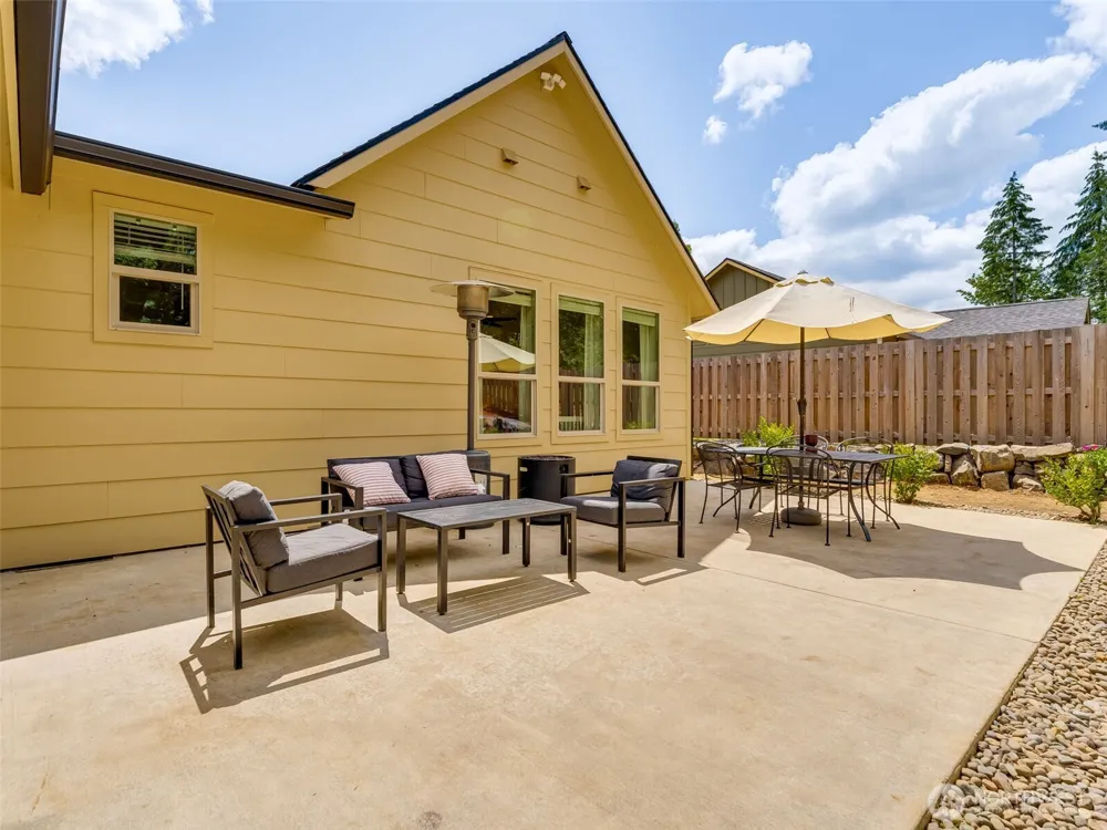 108 Lily Lane Castle Rock, WA 98611
