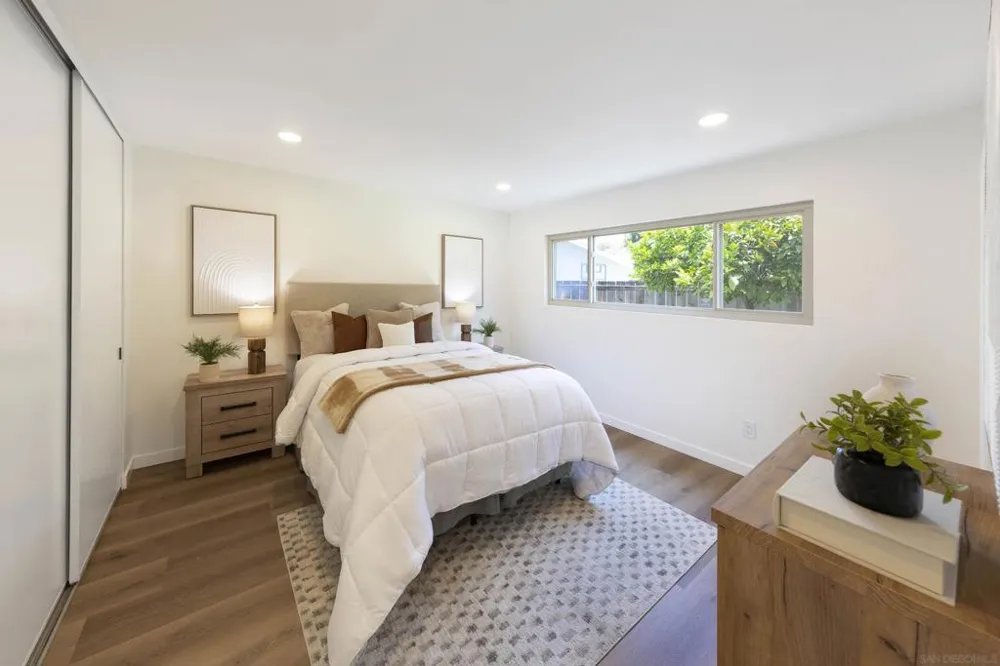 7225 Laura Ct San Diego, CA 92120