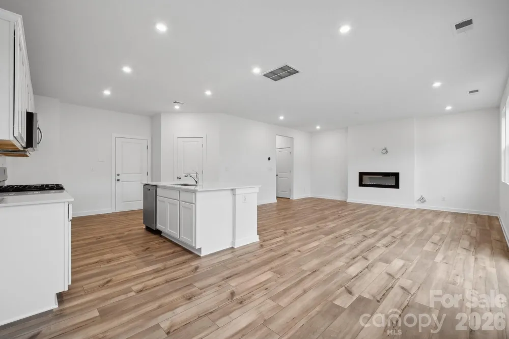 827 Olde England Drive Lincolnton, NC 28092