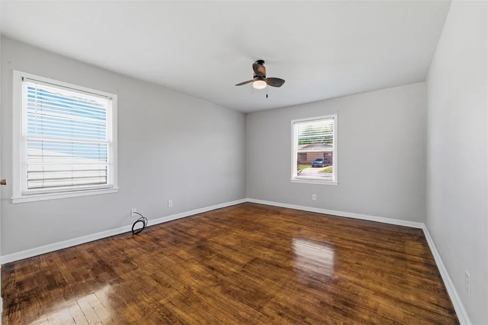 1308 Rose Avenue Cleburne, TX 76033