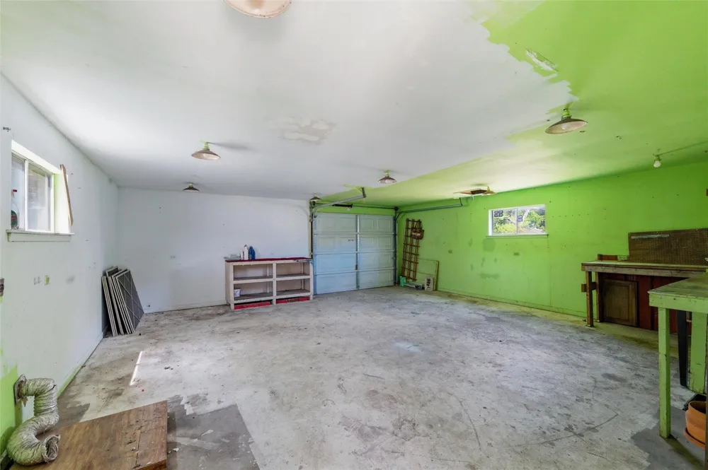 1308 Rose Avenue Cleburne, TX 76033