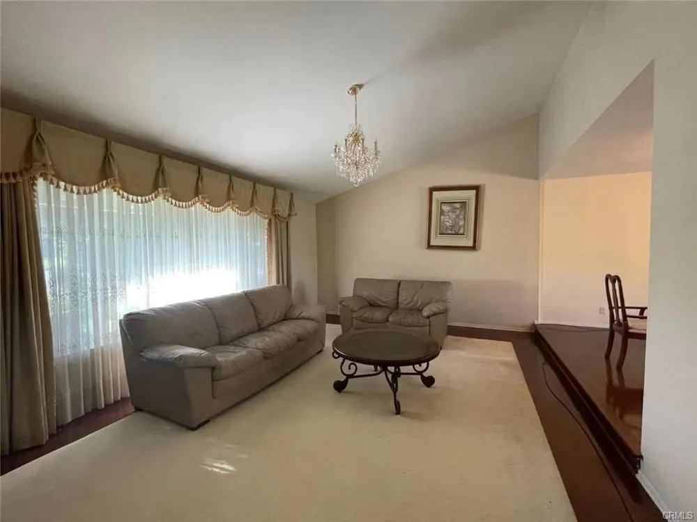 1420 Kensington Drive Fullerton, CA 92831