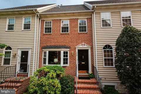 359 ARCH STREET
