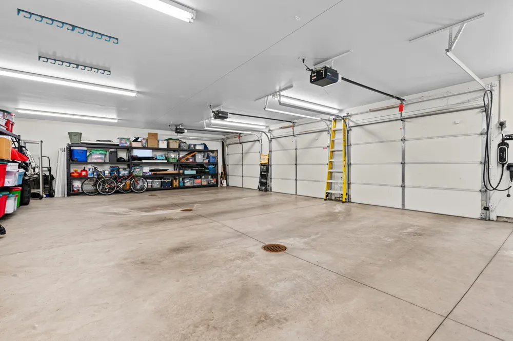 3052 Oakdale Avenue Hickory Corners, MI 49060